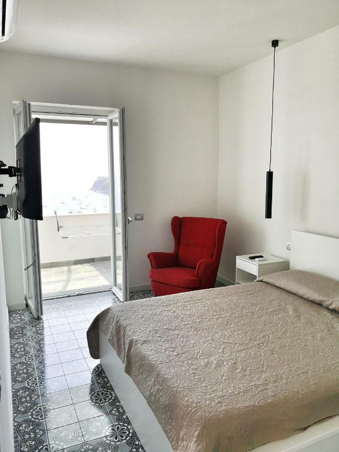 Calise Guest House Procida Kültér fotó